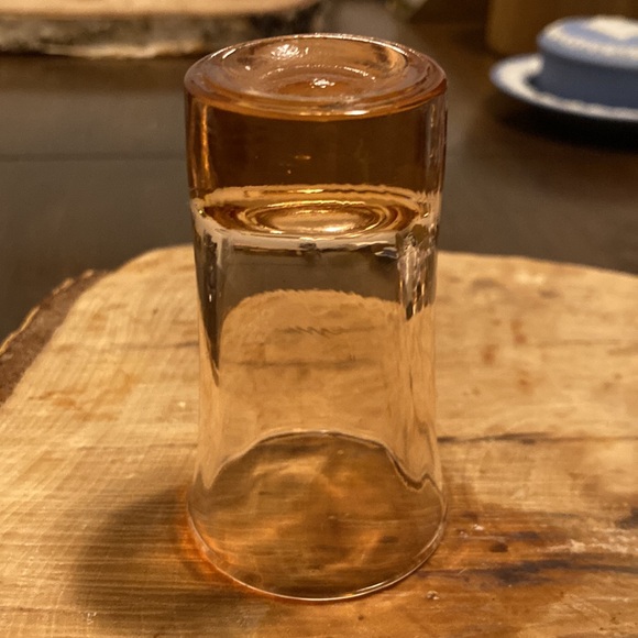 Vintage 1940’s shot glass, pink, 2 oz - Picture 5 of 7